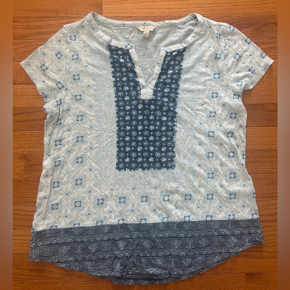 Lucky Brand Shirt Size L  Blue Green Geometric Short Sleeve V Neck Boho Top
